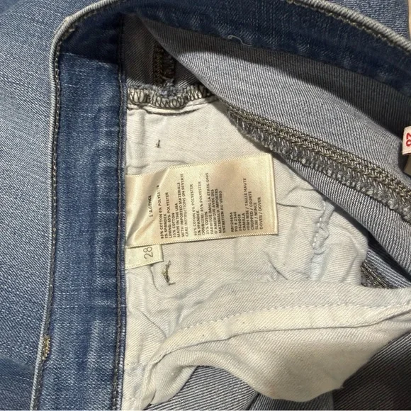 L'AGENCE Camila High Rise Cropped Jeans Cuff Size 28 - Picture 8 of 9